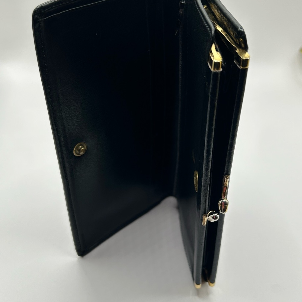 Mark Cross Kiss Lock Wallet with Embossed Crest - Picture 4 of 7
